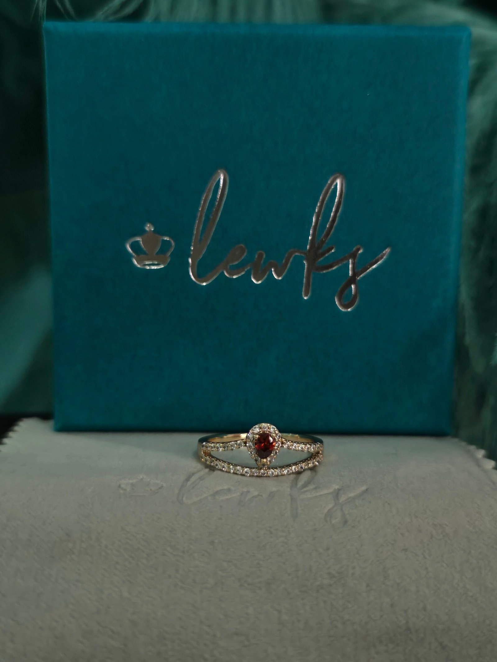 Poppy Poppy - Image 1